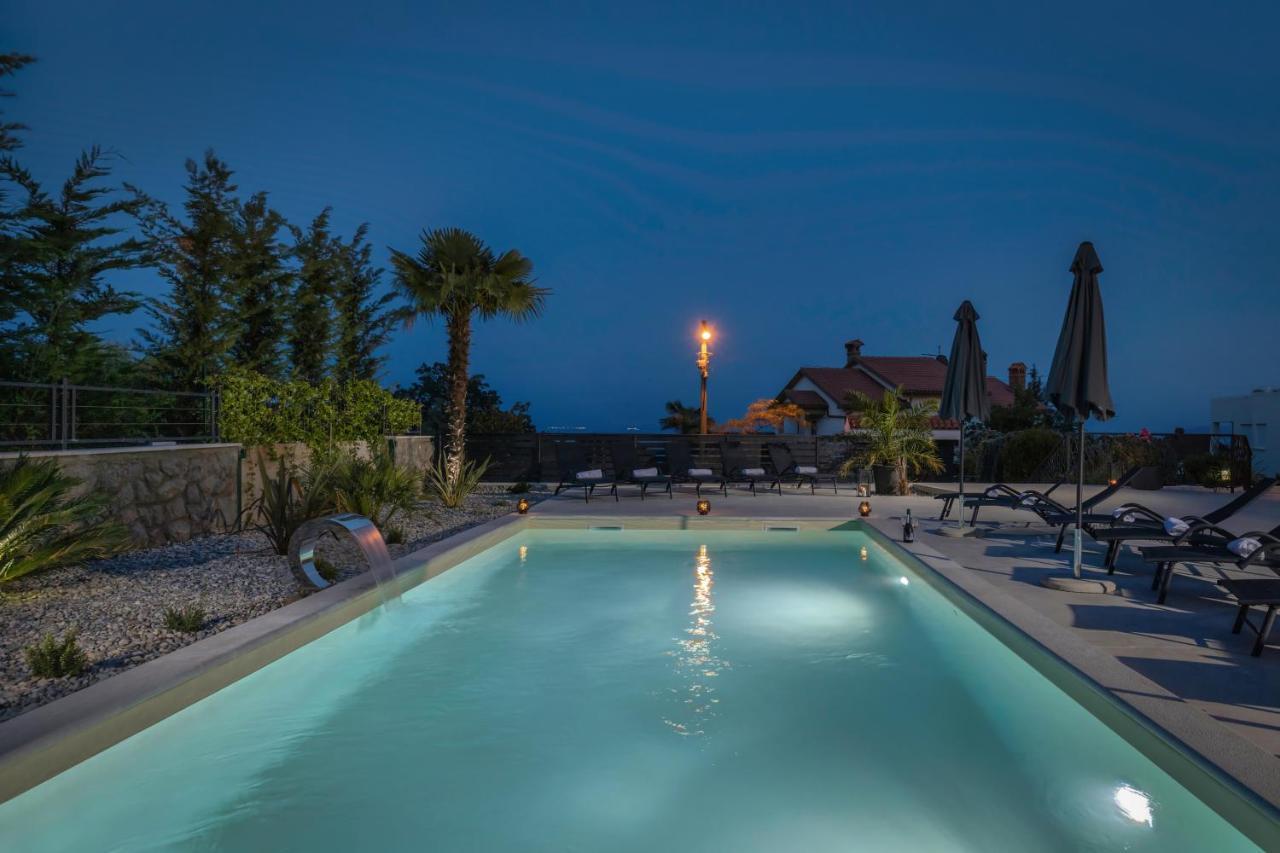 Villa Adriatic, Apartment Enio With Swimming Pool, Panoramic Sew View, Free Parking Ičići Dış mekan fotoğraf