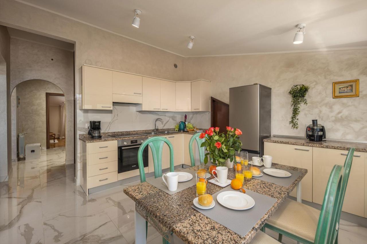 Villa Adriatic, Apartment Enio With Swimming Pool, Panoramic Sew View, Free Parking Ičići Dış mekan fotoğraf